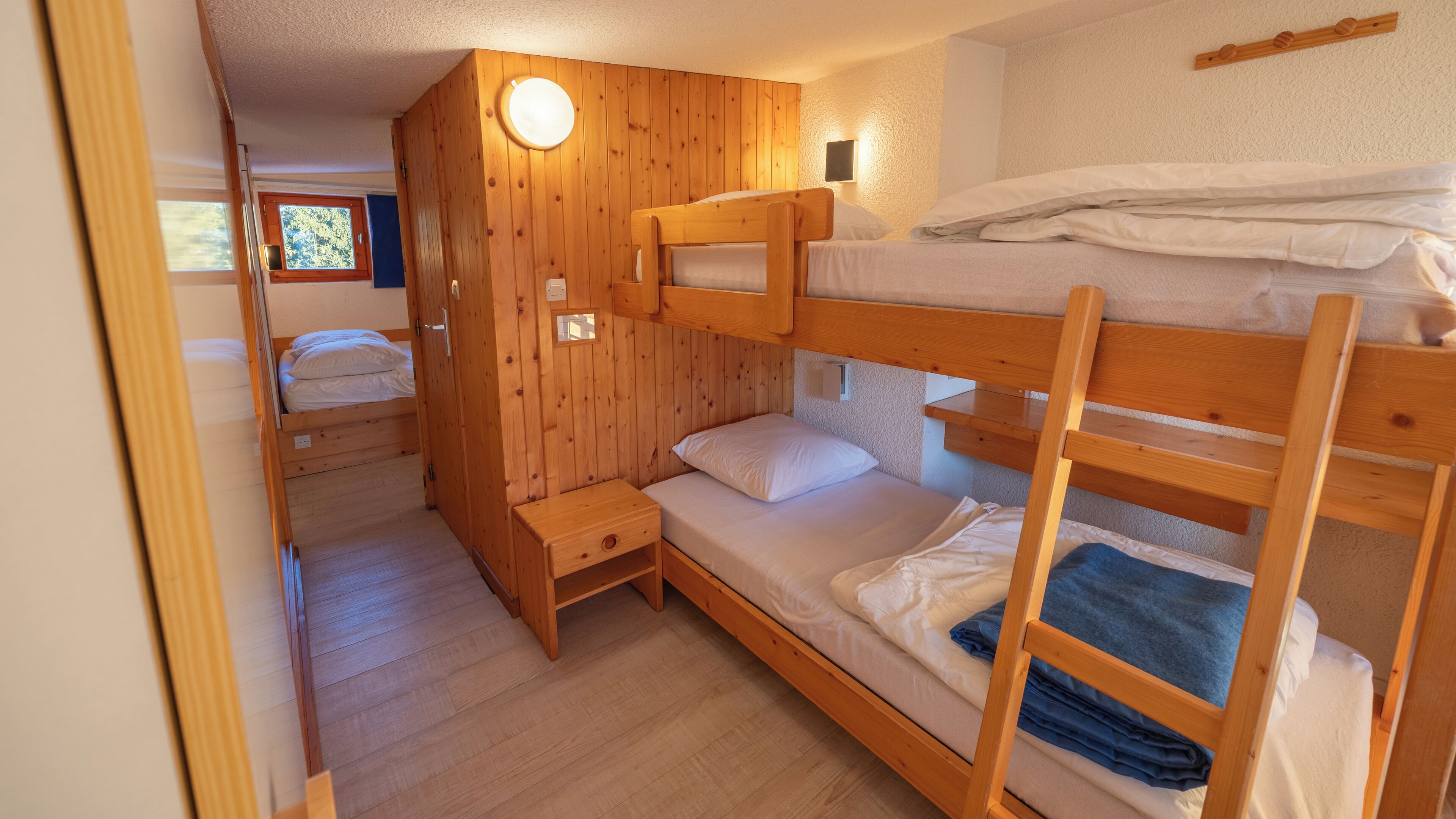 3 habitaciones, internet y ropa de cama 