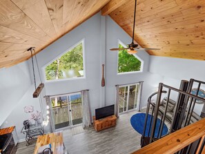 Interior - Jax Joint - Pet Friendly - perfect family vacation spot! (Crane Hill)