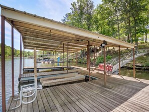 Property grounds - Jax Joint - Pet Friendly - perfect family vacation spot! (Crane Hill)