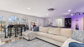 Smart TV, fireplace, video games, books