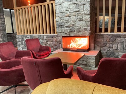 Bayraktepe Snow Hotel