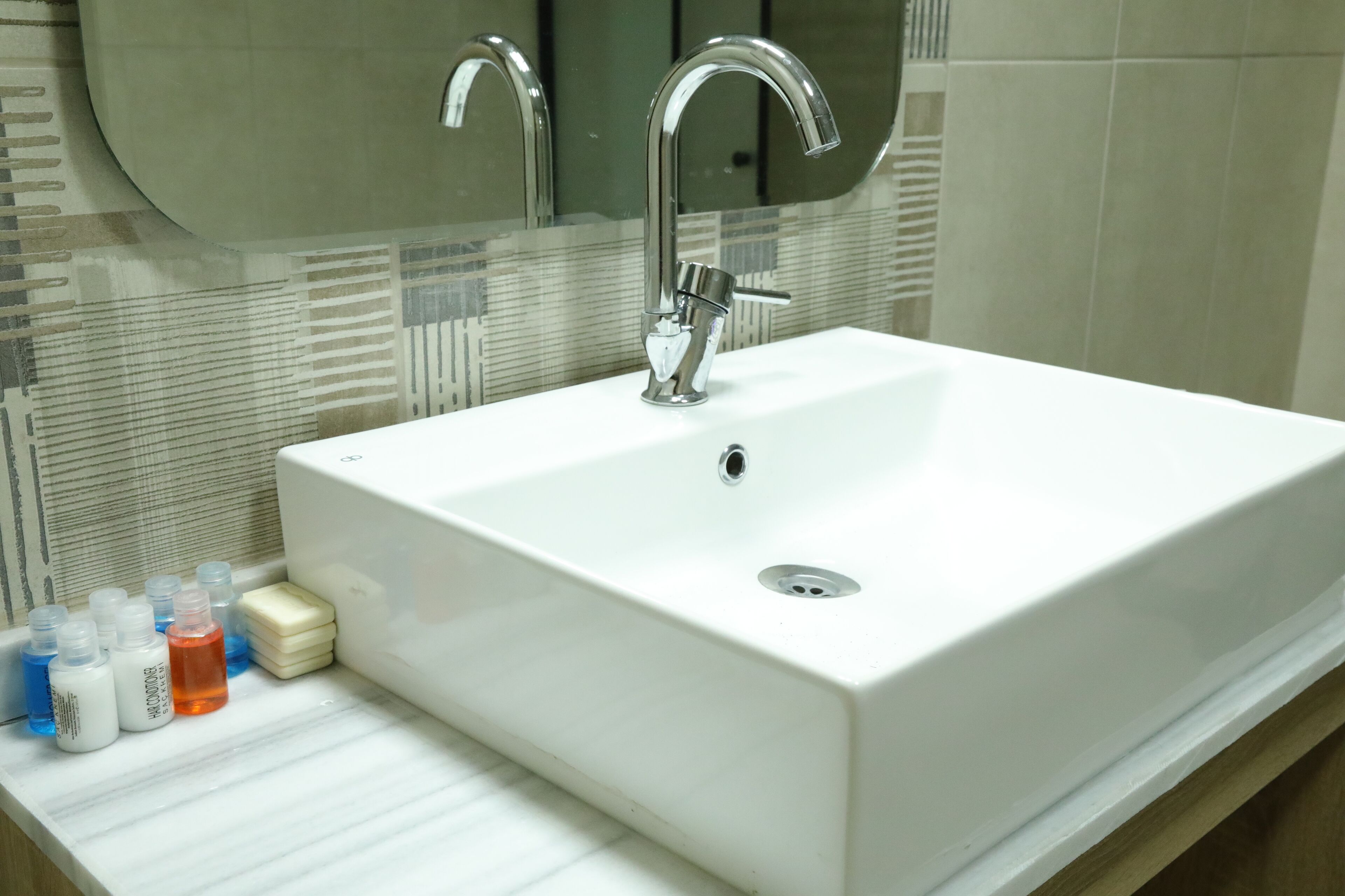 Family Studio Suite, Mountain View | Bathroom