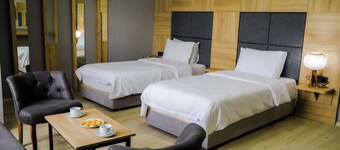 Bayraktepe Snow Hotel