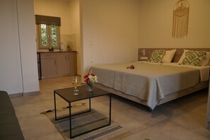 Bügeleisen/Bügelbrett, kostenloses WLAN, Bettwäsche