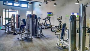 Apartment, 2 Bedrooms, Smoking | Fitness studio - 2 Bed in Spectacular Golf Estate (Johannesburg)