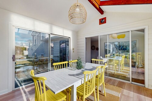Inviting coastal home w/ yard:  walk to beach, town & train