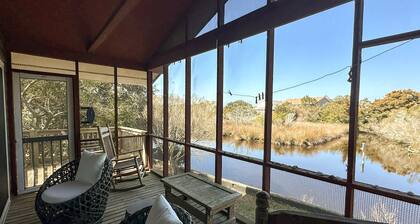 Doggy Paddle: Pet-Friendly Couple's Retreat