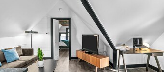 Allentown Cottage: Walk to Arts District, Eclectic Food, and Buffalo Nightlife