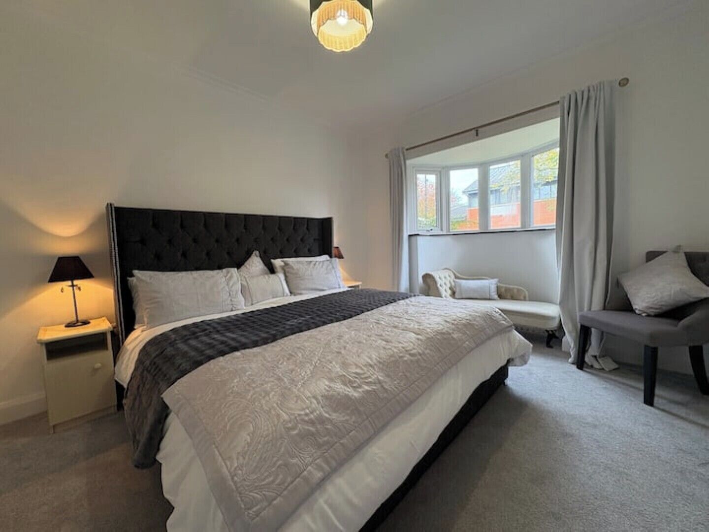 2 chambres, fer et planche à repasser, Wi-Fi, draps fournis