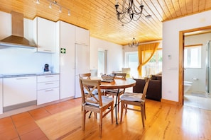 Villa, Balcony, Garden View | Living area - Rural Natura (Leiria)