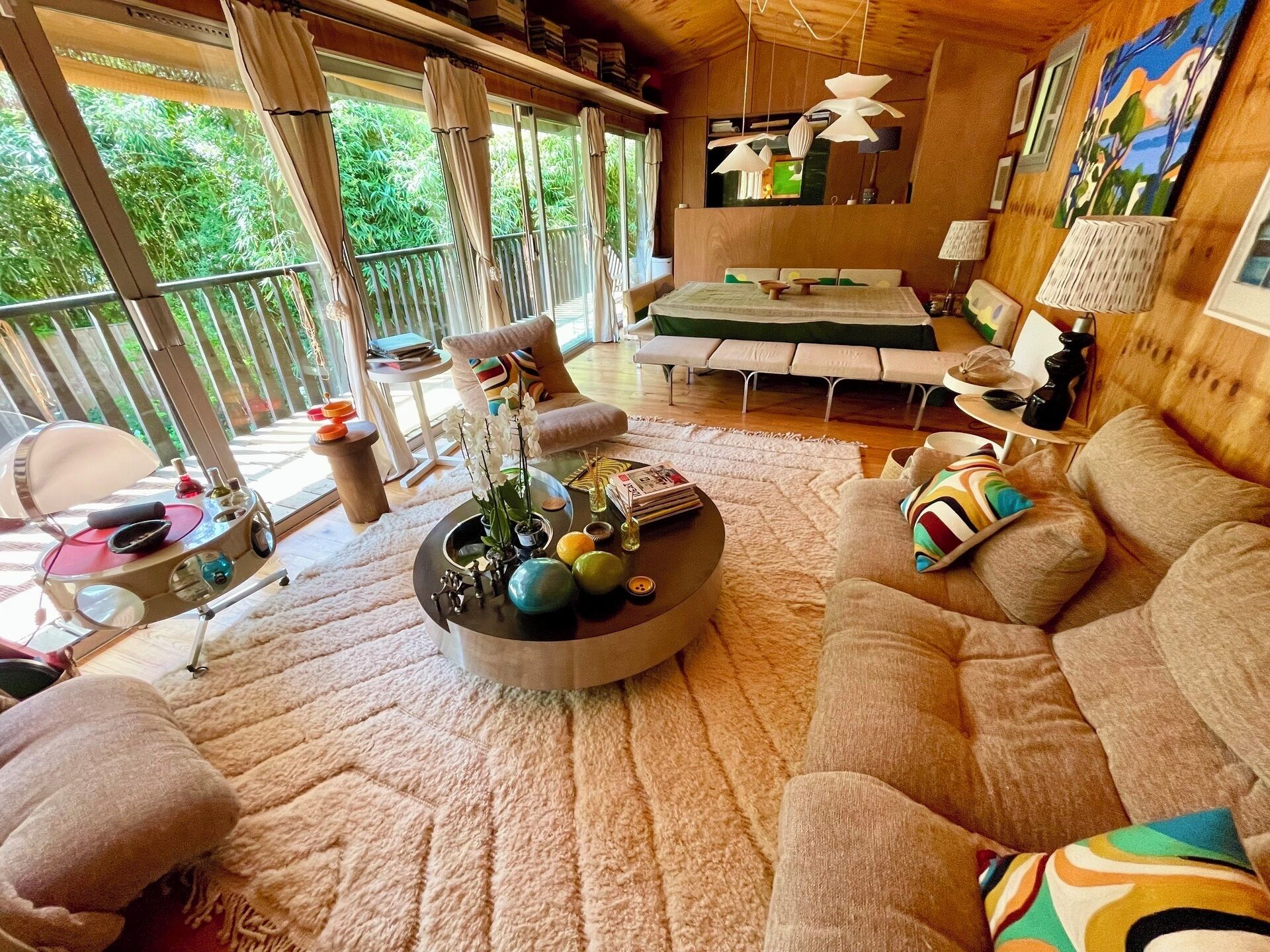 Fernseher, Tischtennisplatte