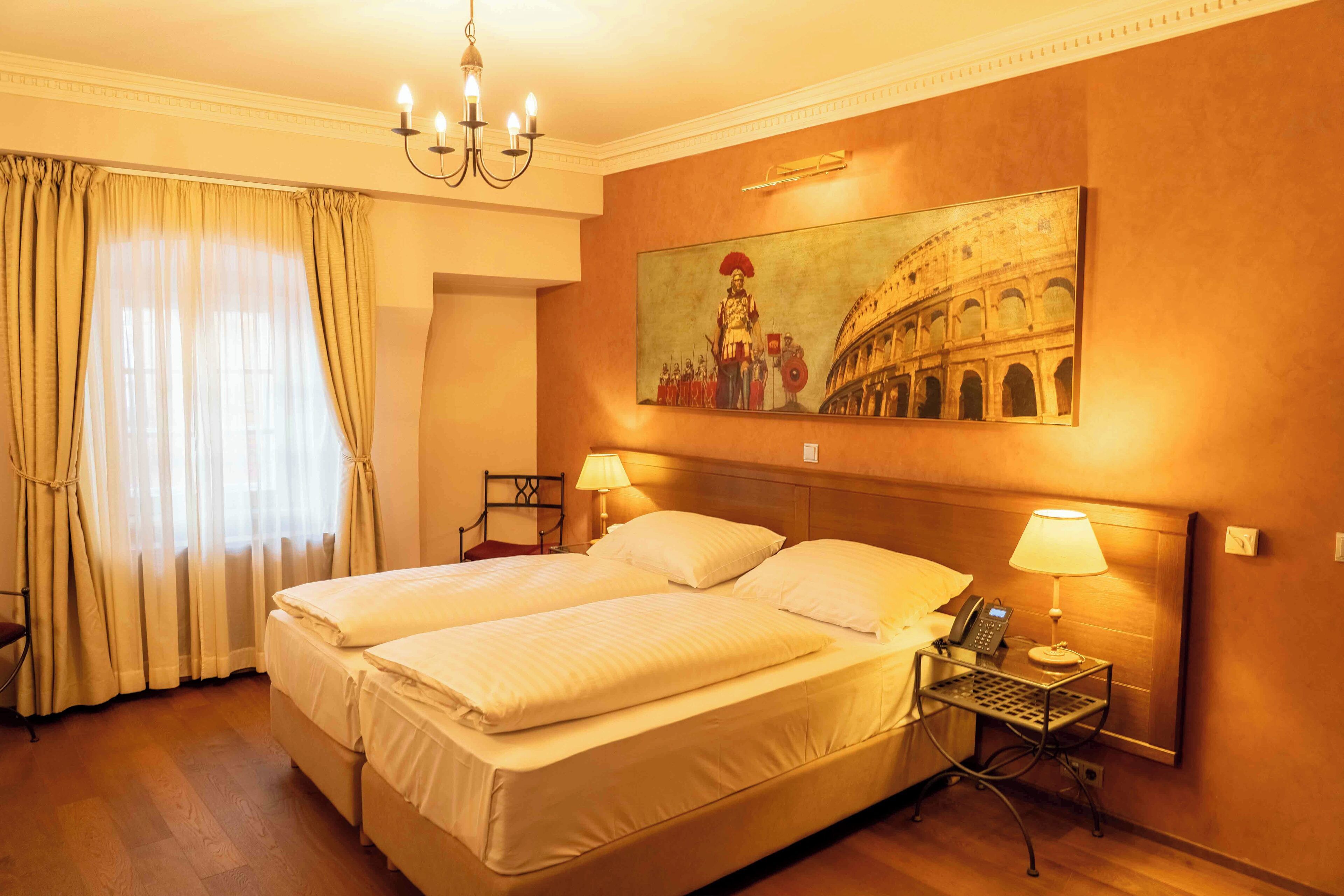 Junior Suite | In-room safe, desk, soundproofing, free WiFi
