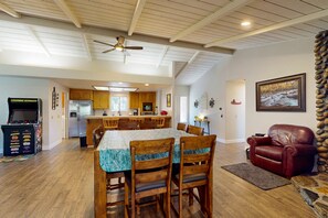 Dining - Charming pet friendly home, minutes to Bass Lake w/ game room, firepit and wifi (Oakhurst)
