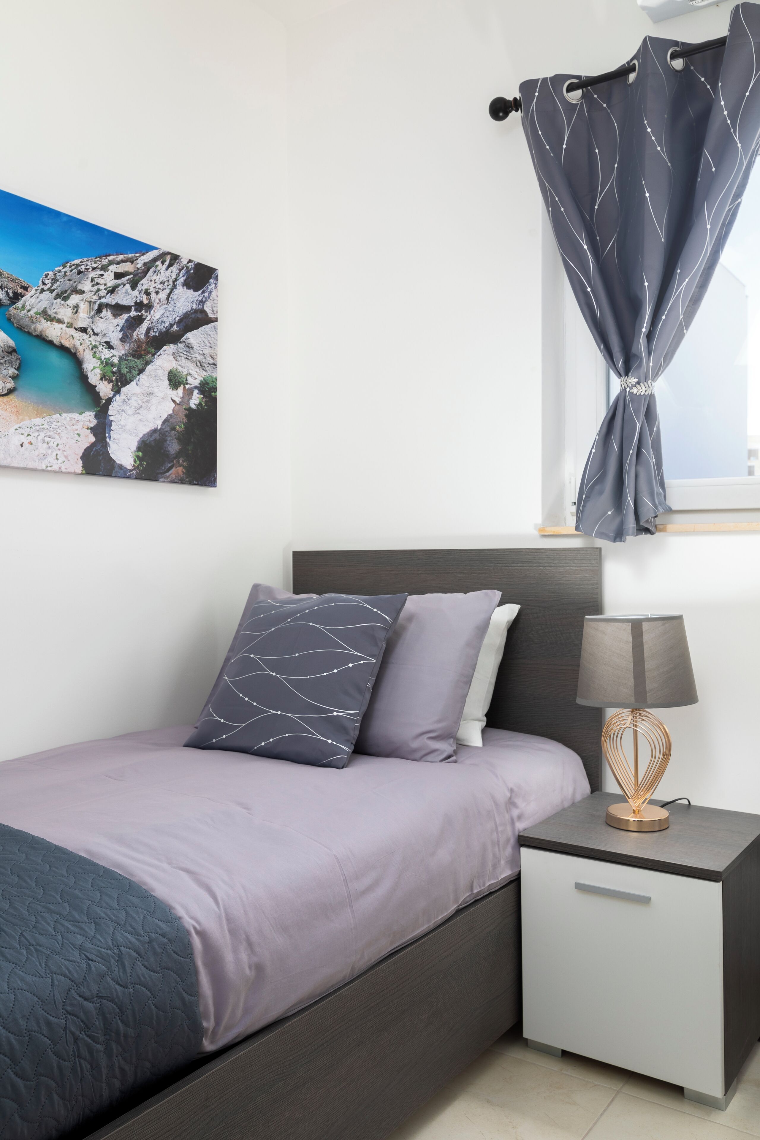 Apartamento, vistas al jardín | Cortinas opacas, tabla de planchar con plancha, wifi gratis