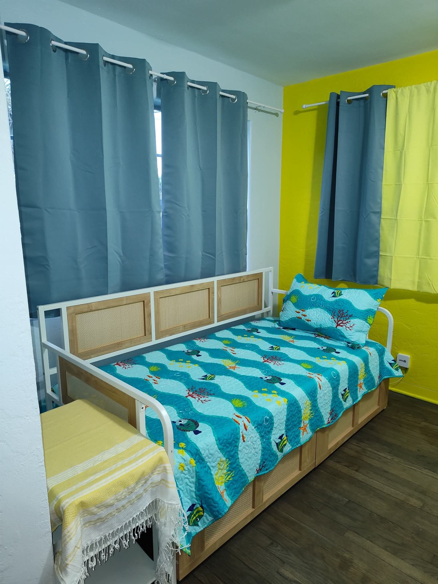3 chambres, fer et planche à repasser, Wi-Fi gratuit, draps fournis