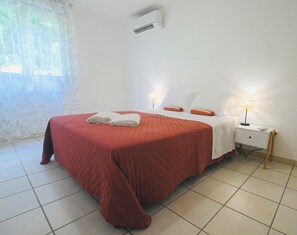 2 bedrooms, WiFi, bed sheets - Beach apartment in Sainte Luce (Sainte-Luce)