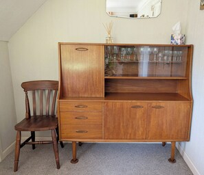 Interior - Roslyn (Romsey)