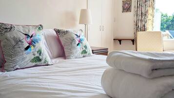 3 bedrooms, individually decorated, individually furnished, free WiFi