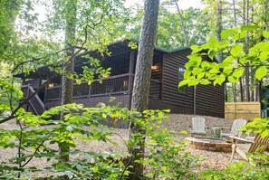 Property grounds - Rock n Reel in Hochatown (broken bow)