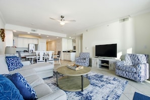 Living area - San Carlos 805 (Gulf Shores)