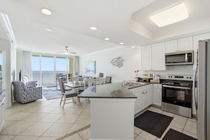 Private kitchen - San Carlos 805 (Gulf Shores)