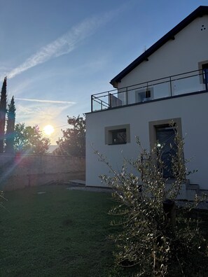 Exterior - La Pauz' Gite in large grounds with swimming pool ideal for families, groups (15 pers) (Andancette)