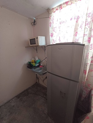 Mikroaaltouuni, liesi