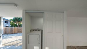Unclassified image, 3 of 31, button - Euca Beach Breeze A (Fort Myers Beach)