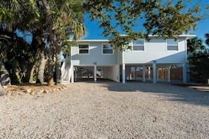 House, 1 Queen Bed with Sofa bed (Euca Beach Breeze A) | Property grounds - Euca Beach Breeze A (Fort Myers Beach)