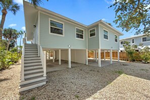 House, 1 Queen Bed with Sofa bed (Euca Beach Breeze A) | Exterior - Euca Beach Breeze A (Fort Myers Beach)
