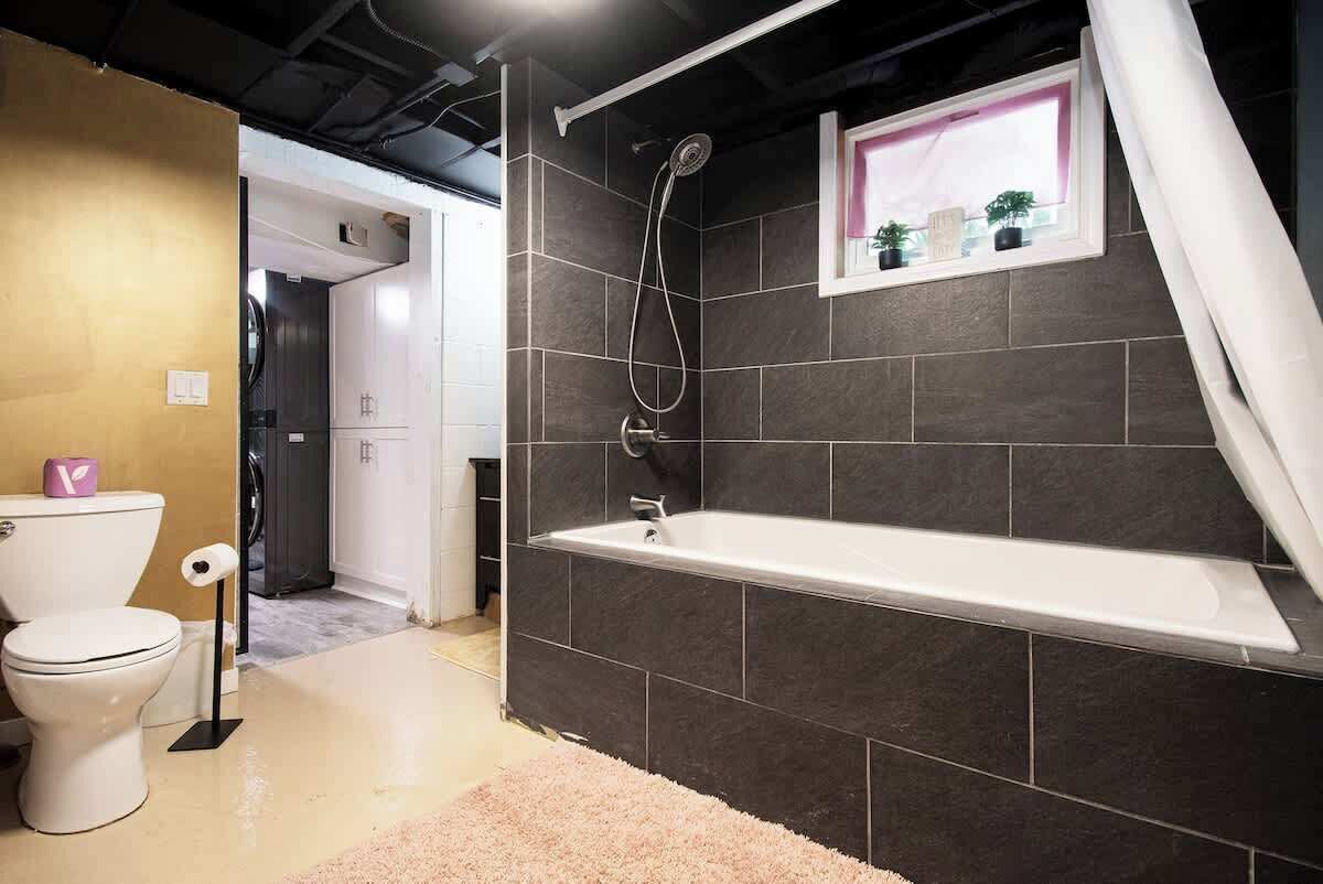 Douche, séchoir à cheveux
