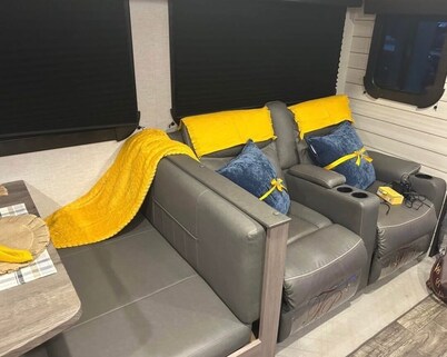 Cozy 1-bedroom mobile home in fabulous Norcross with AC