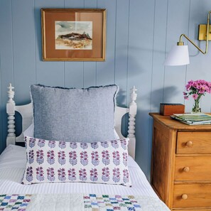 Silitysrauta/-lauta, internet, vuodevaatteet