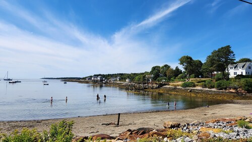 Private Waterfront Access, 1880's Cottage, Thoughtfully Renovated, Vintage Charm