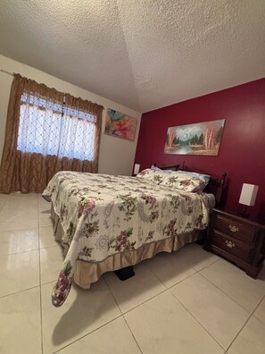 3 slaapkamers, gratis wifi, beddengoed