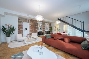 Flat-screen TV - Ultra luxury/140m2/sauna/walk-in wardrobe/office (Tallinn)