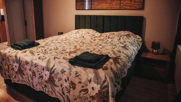 Fer et planche à repasser, Wi-Fi, draps fournis