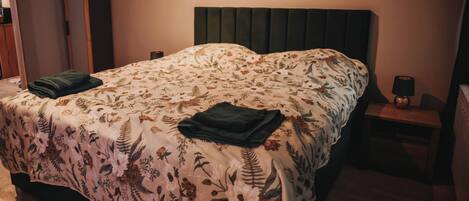 Fer et planche à repasser, Wi-Fi, draps fournis