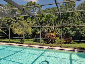 Pool - Tropical paradise getaway on the Treasure Coast -FL- (Jensen Beach)