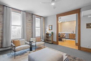 TV, offices - Downtown View - River Street Lofts | Lake Michigan (Elk Rapids)