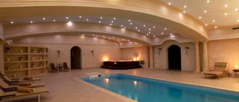 Indoor pool, outdoor pool