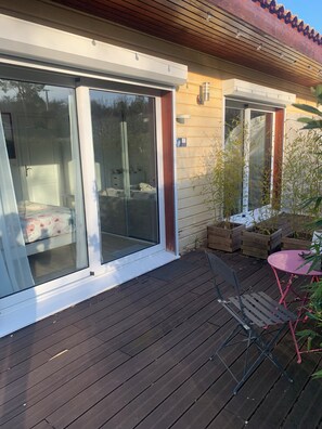Exterior detail - Le Bois Bouquet Naos (Saint-Cézaire-sur-Siagne)