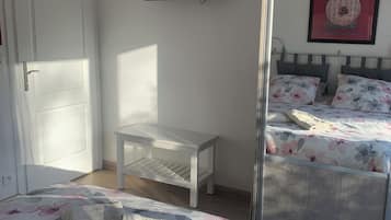 Classic Double Room, Garden View | Blackout drapes, free WiFi