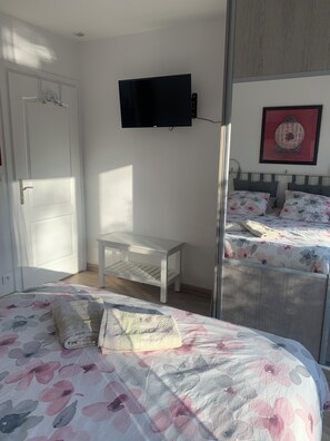 Chambre Double Classique, vue jardin | Rideaux occultants, Wi-Fi gratuit