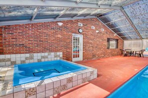 Pool - Creekside Haven-Fantastic Location, Heated Pool! (Maggie Valley)