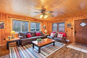 TV, fireplace - Creekside Haven-Fantastic Location, Heated Pool! (Maggie Valley)
