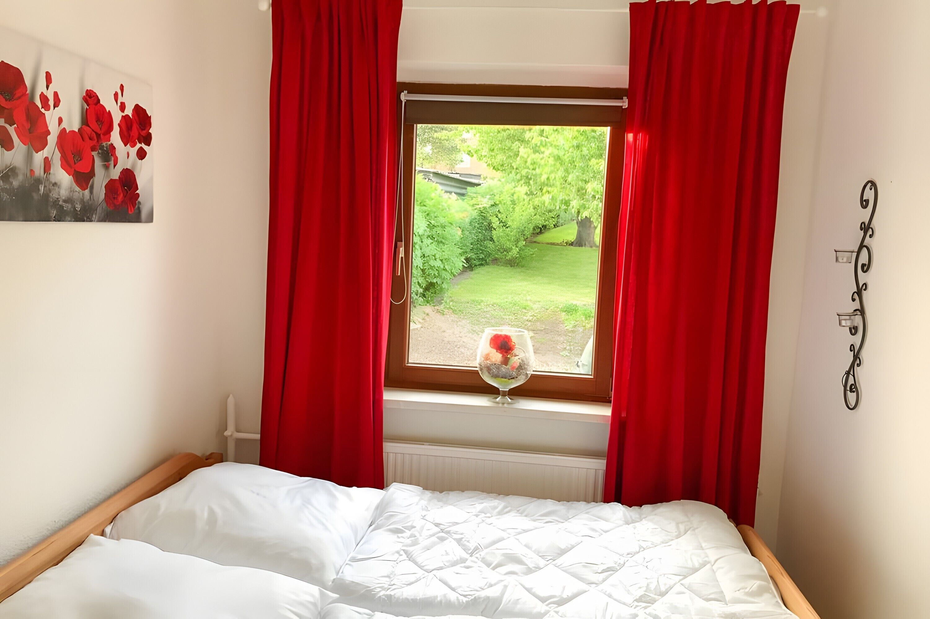 Iron/ironing board, WiFi