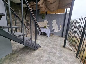 Outdoor dining - El Chalet del Gato, apartment 3 (Viña del Mar)