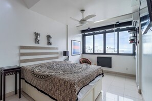 House - Moderno Est dio a 1 Quadra da Praia de Copacabana (Rio de Janeiro)