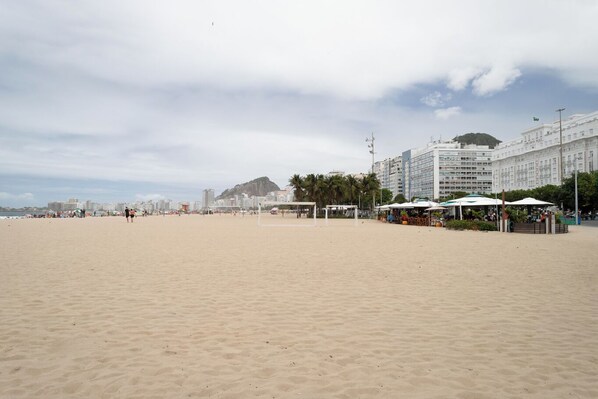 Apartment | 1 bedroom - Moderno Est dio a 1 Quadra da Praia de Copacabana (Rio de Janeiro)